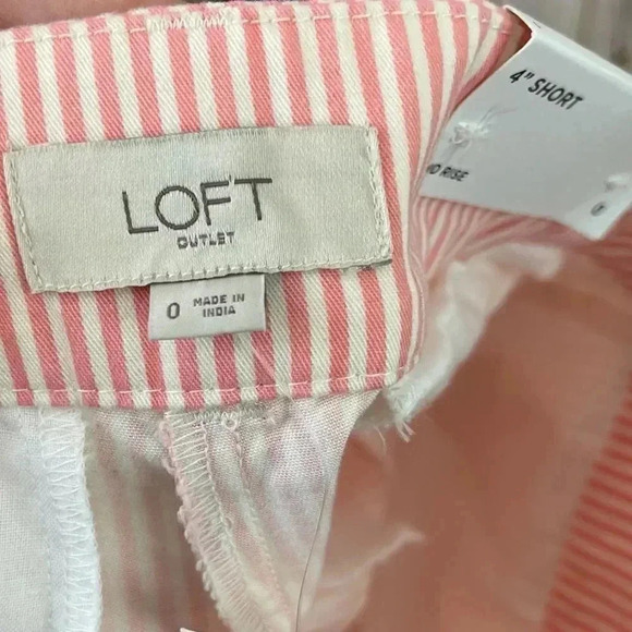 NWT Women's LOFT Outlet Coral Striped Shorts Sz 0 - Picture 2 of 7